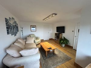 Photo 5- click for photo gallery